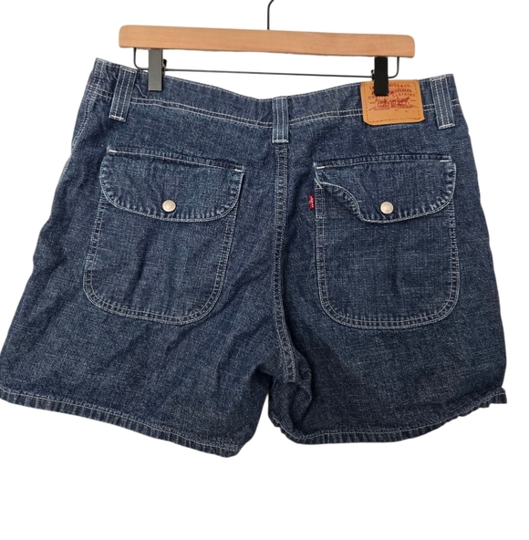 Levi's Dark Blue Jean Shorts Size 16 - Picture 2 of 4